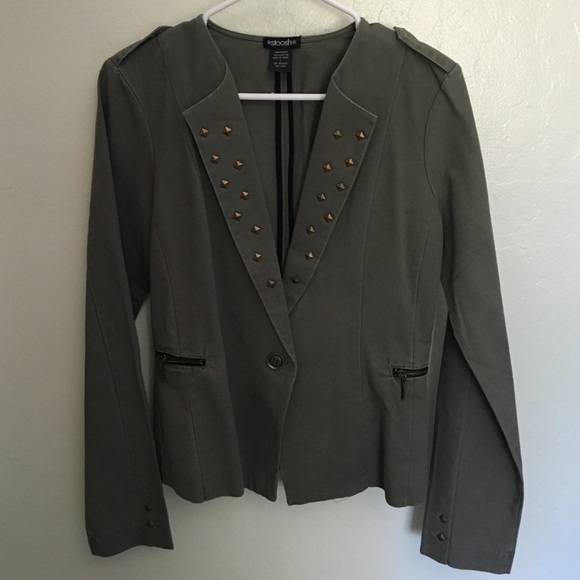 Army Green Blazer!