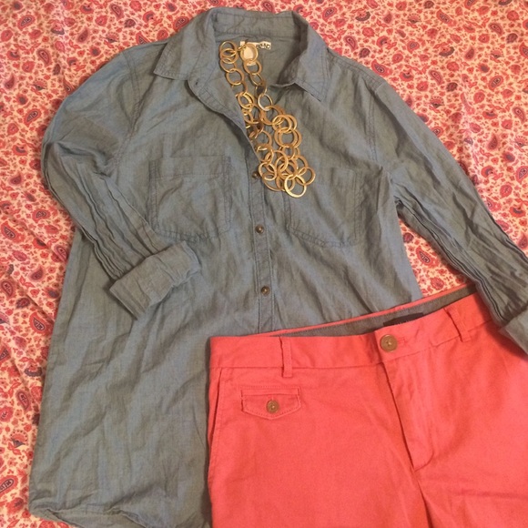 Abound Tops - NWOT Abound Chambray button down shirt