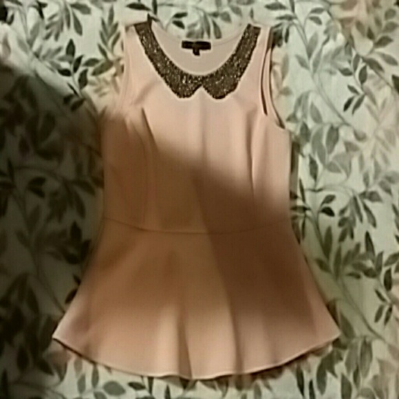 NWOT Cute Pink Party Shirt W/ Bottom Flare