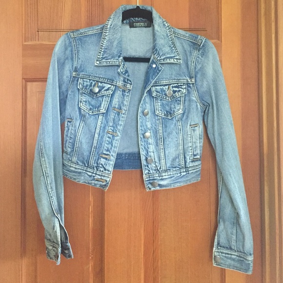 Forever 21 Cropped Denim Jacket XS