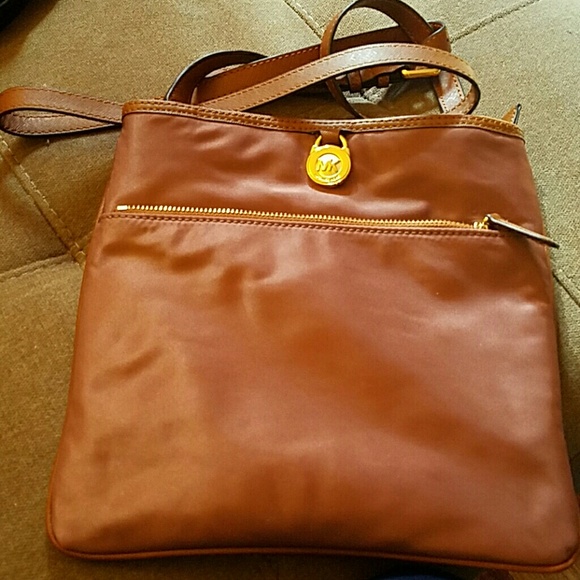 Michael Kors hand bag