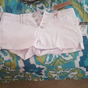 White shorts 1/2