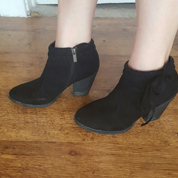 Dollhouse Shoes - Black Boho Faux Suede Fringe Booties