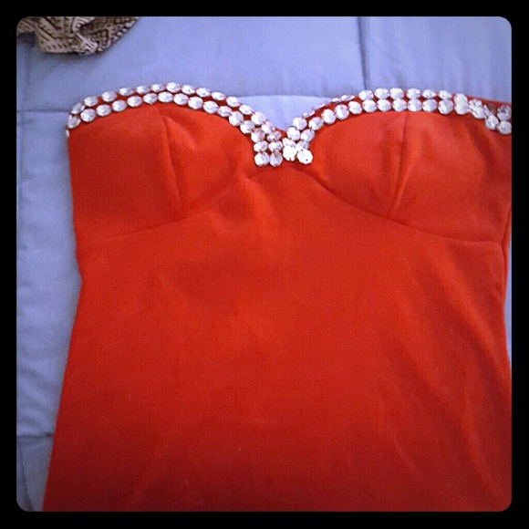 Red strapless top