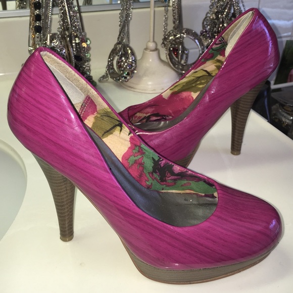 madden girl nude pumps