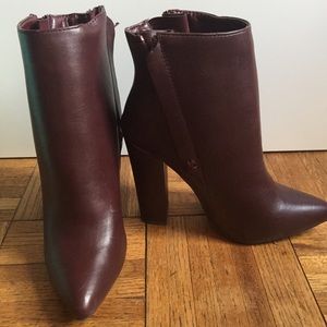 BRAND NEW: Maroon high heel boots