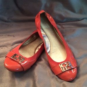 Coach flats