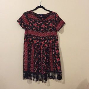 Baby doll floral dress with fringe
