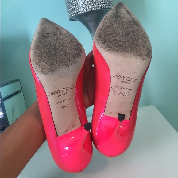 SOLD 🤑Jimmy Choo Abel Neon Patent Pump - Picture 4 of 4