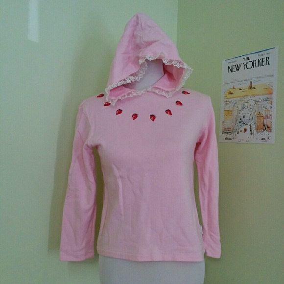 Putumayo pink lace strawberry hoodie EGL