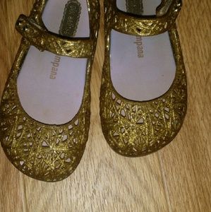 Mini melissa size 8