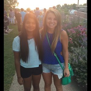 Meet your Posher, Olivia