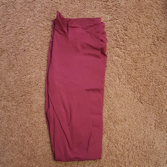 NWOT Lularoe OS Leggings