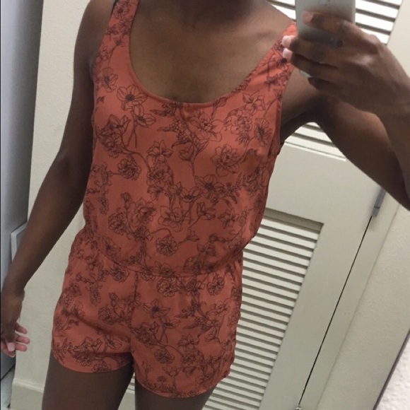 Romper - Picture 2 of 3