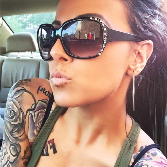 the queen bee 👑 dmarie⚡️⚡️ - Picture 3 of 7