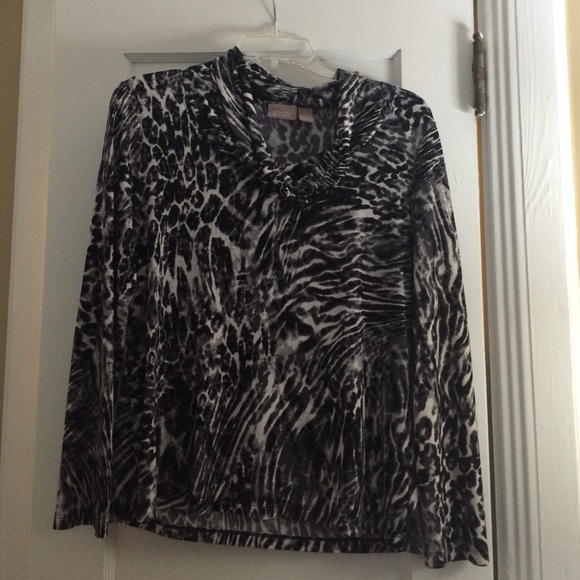 Chico's black & white print cowl neck blouse