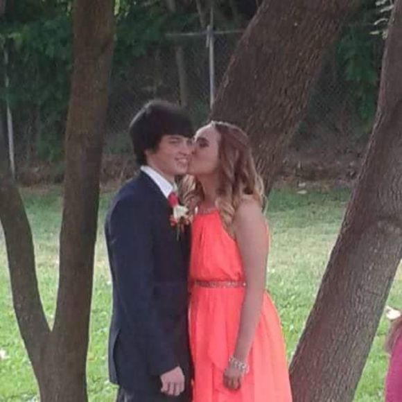 Meet your Posher, Kristin - Picture 1 of 1