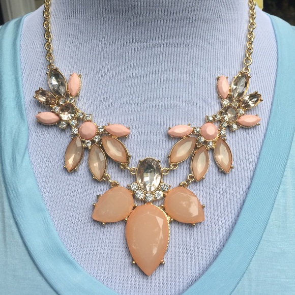 Jewelry - ⚡️SALE!!   Peach necklace/ earring set