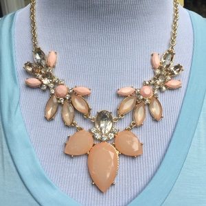 ⚡️SALE!!   Peach necklace/ earring set