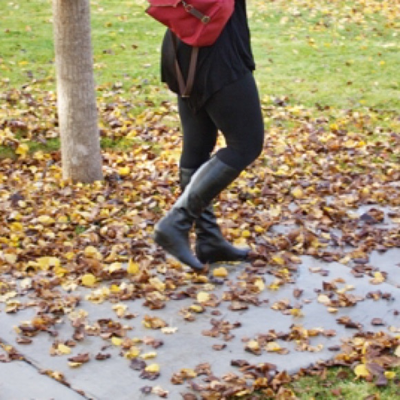 Brown small wedge heel boots - Picture 3 of 3