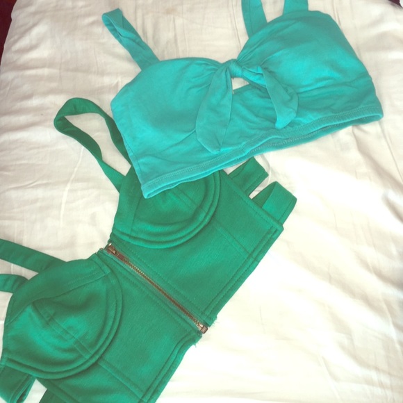Crop tops - Picture 1 of 2