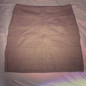 High wasted gold skirt