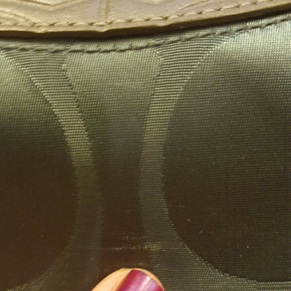 Coach Extra pics 3 of 3 - Picture 1 of 3