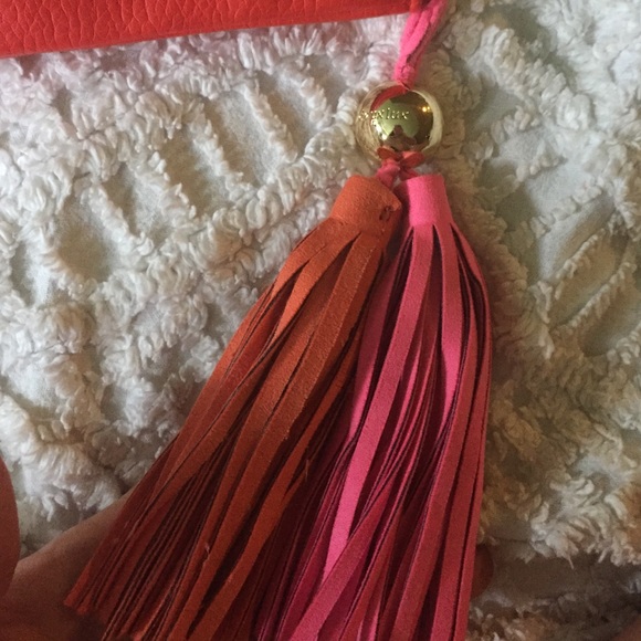 DUEX LUX wallet or wristlet with tassels! NWOT - Picture 4 of 4