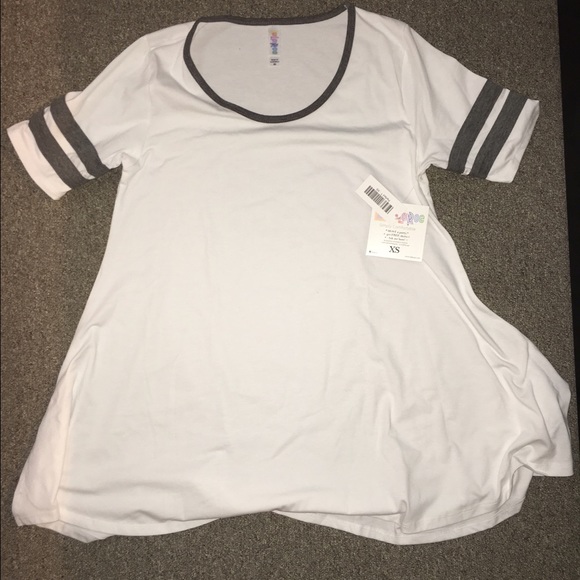 NWT LuLaRoe perfect T!