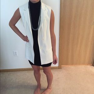 White Sleeveless Blazer
