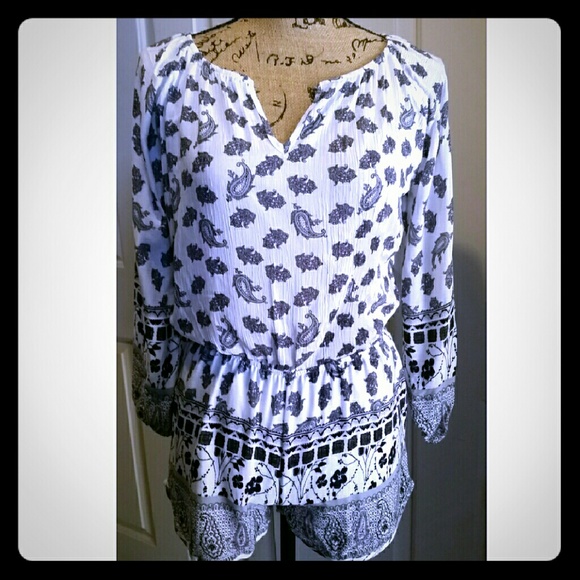 White and navy blue paisley print romper by Lilka