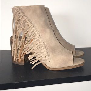 BooHoo Cut out Fringe Taupe/Grey Suede Bootie