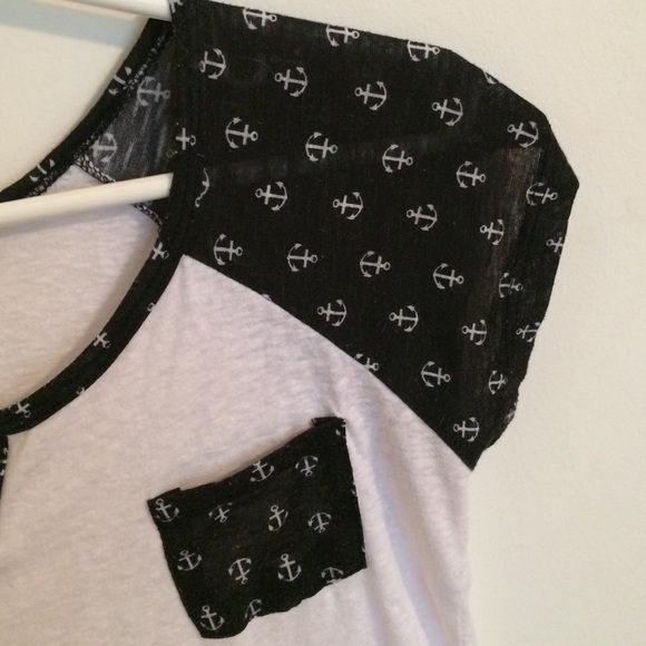 Short sleeve shirt - Picture 2 of 4