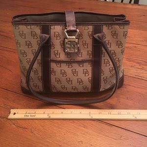 Dooney&Bourke bag