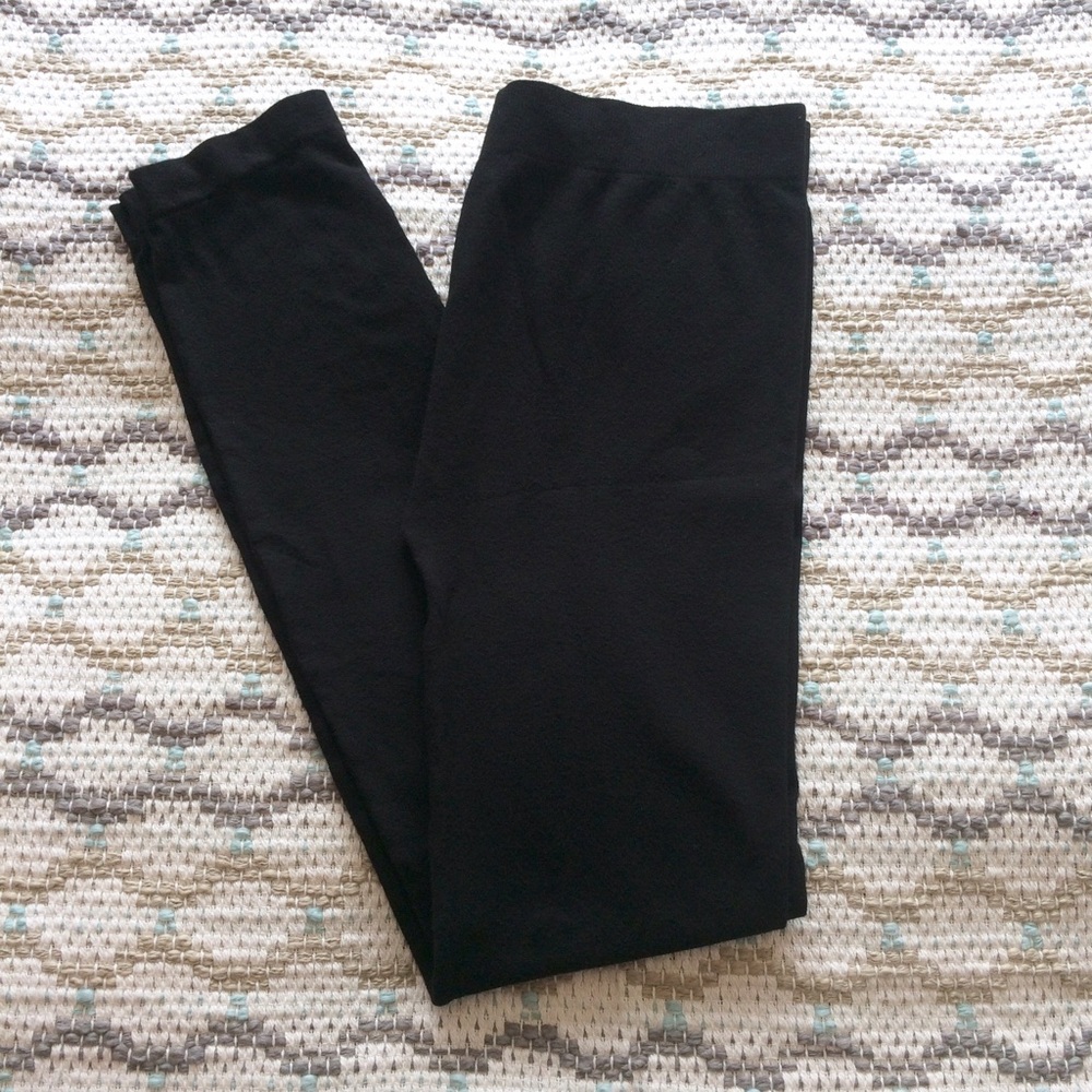 Fit to Go black leggings. M