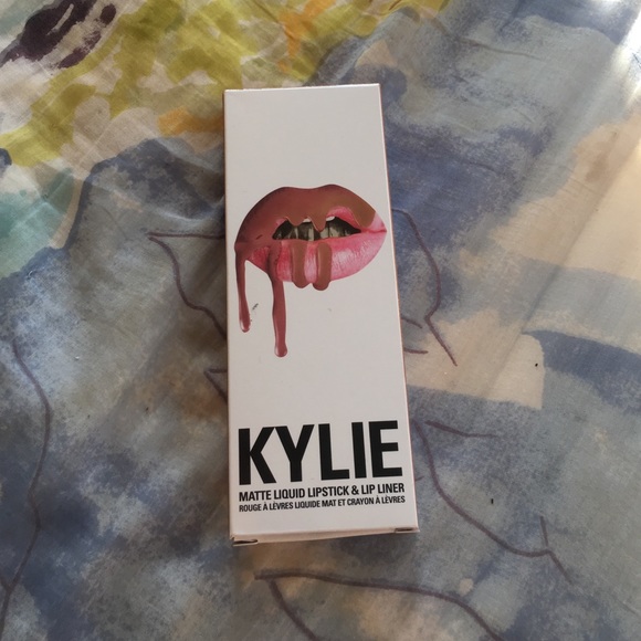 Kylie Jenner lip kit - candy k - Picture 1 of 2