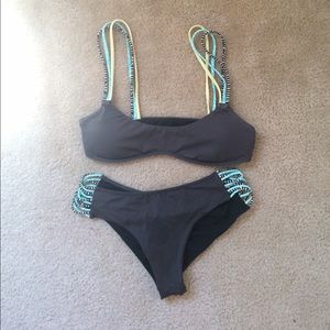 Billabong bikini set