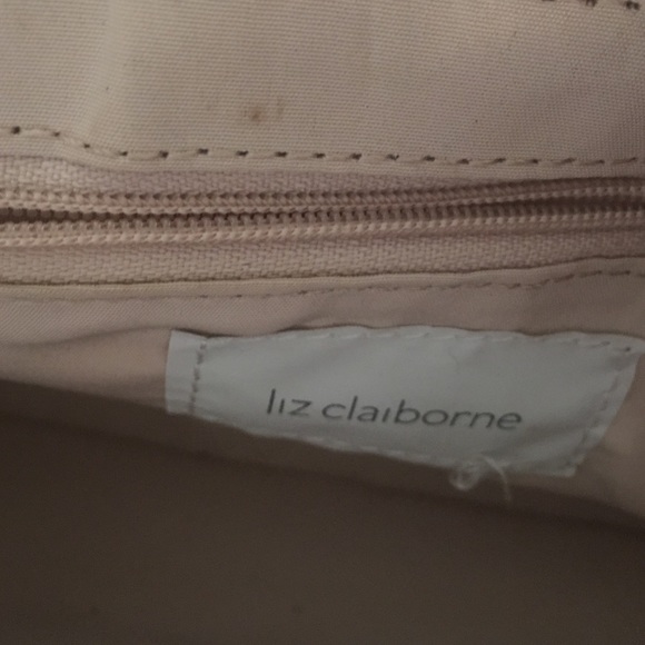 Pretty Purse - image 4