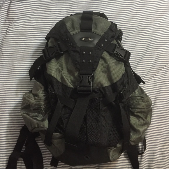 Oakley icon bookbag