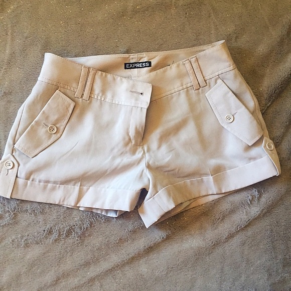 Express dress shorts size 0