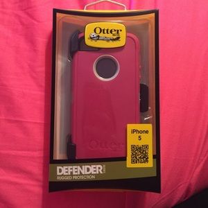 Pink otterbox