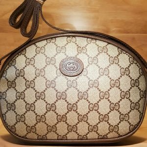 🛇SOLD🛇Authentic Gucci Vintage Crossbody