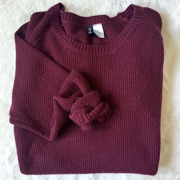 H&M Sweaters - ✨NEW LISTING✨ H&M Sweater