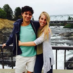 Meet your Posher, Clay