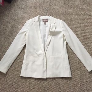 Forever 21 Contemporary cream blazer