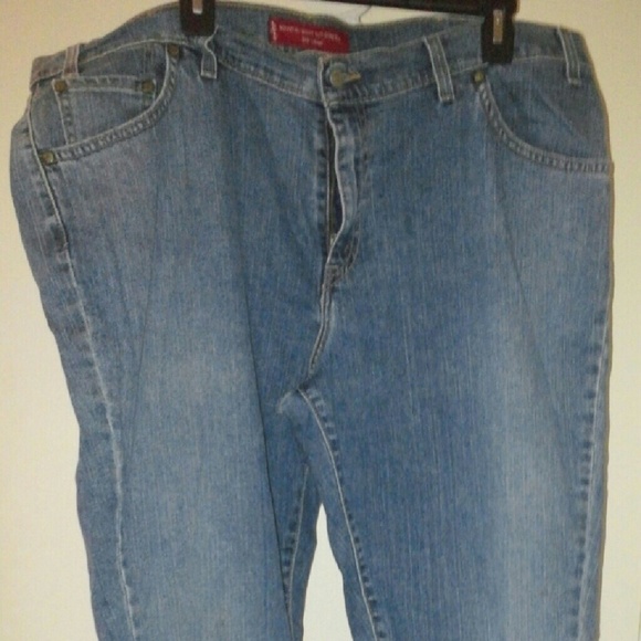 Levi's 515 boot cut stretch jeans.  Stonewashed