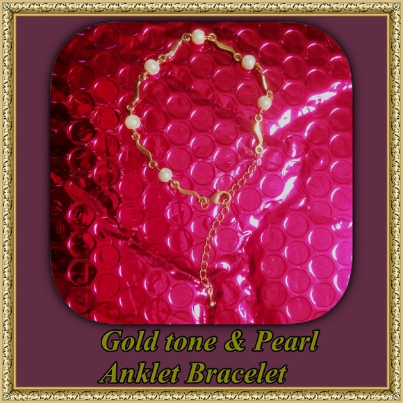 Gold-Tone and Pearls Ankle Bracelet