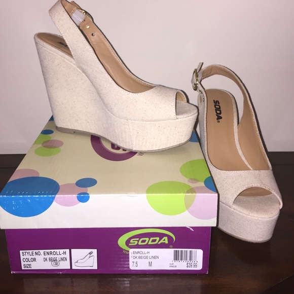 💥Final Sale: Soda Platform Peep Toe Wedge Sandals