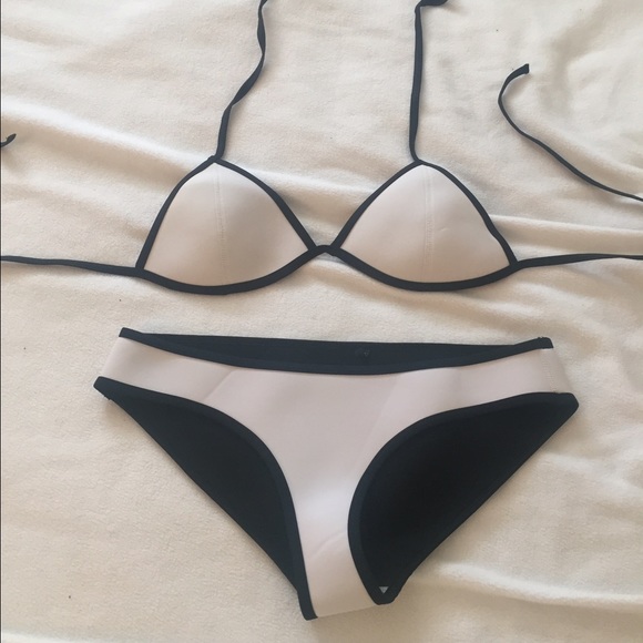 🍍one day sale🍍white and black neoprene bikini