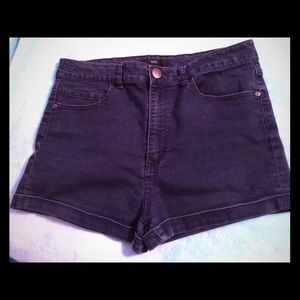 Forever 21 high waisted dark wash denim shorts!!